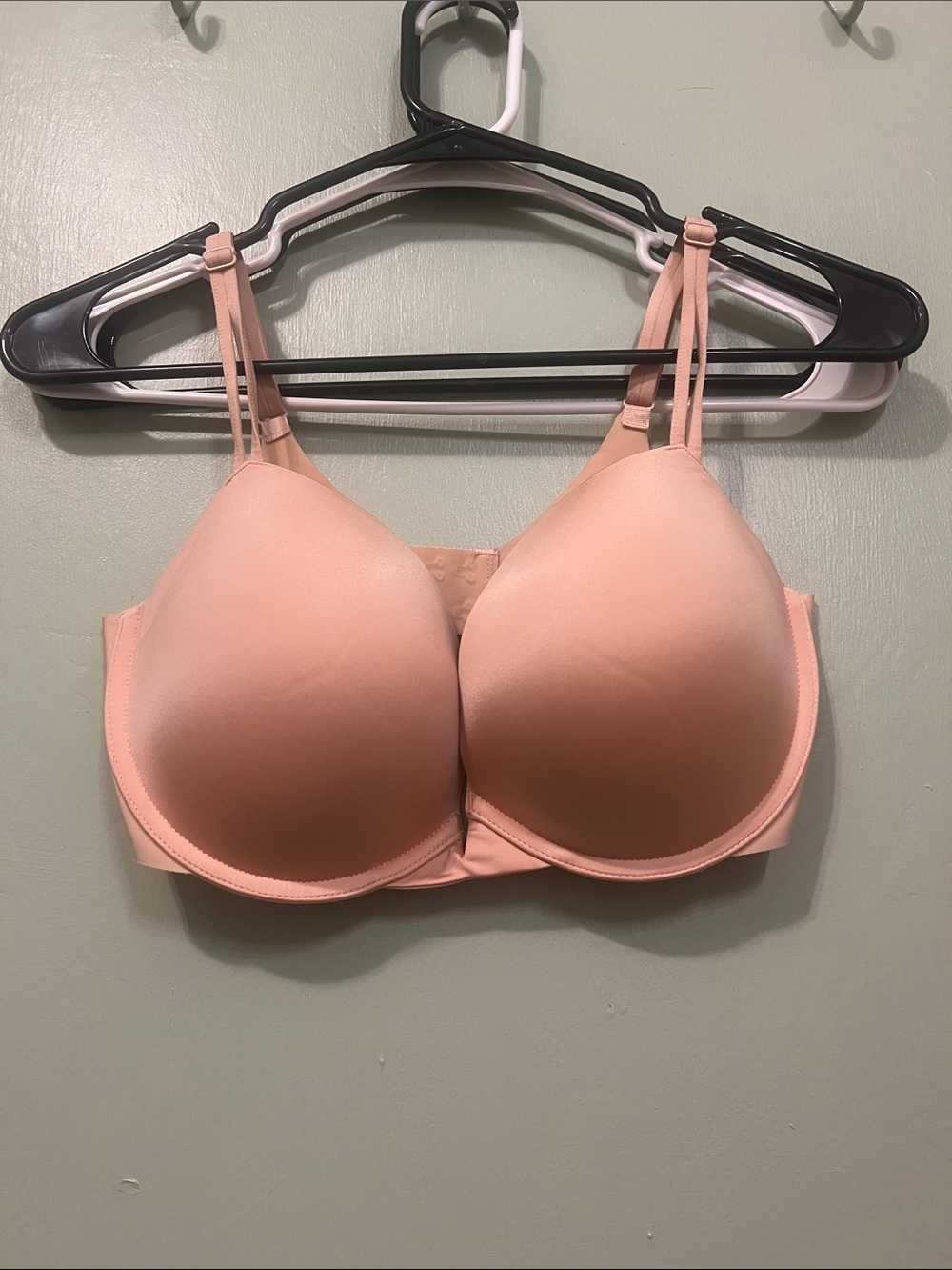 Victoria's Secret Light Pink Molded T-Shirt Bra